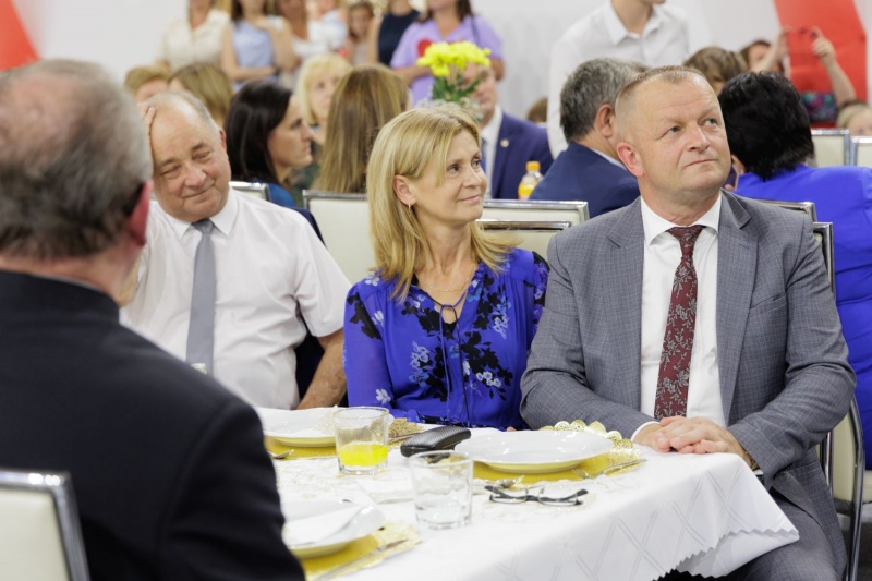Otwarcie kompleksu sportowego w Miłkowej cz. 1