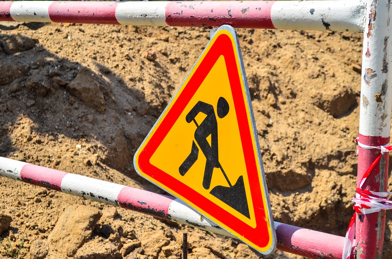 Nowa betonowa droga w Miłkowej