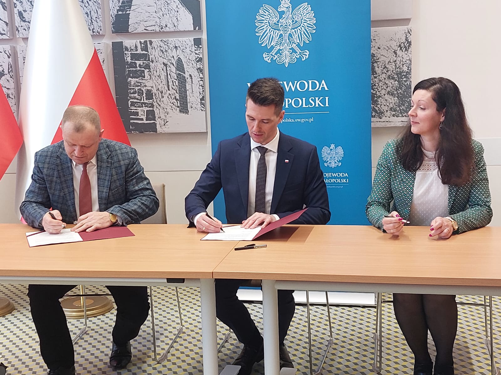 Umowy na drogowe dofinansowanie