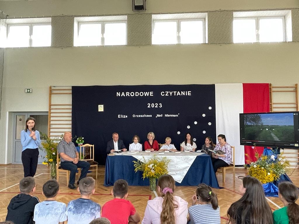 Wspólne czytanie w Wojnarowej