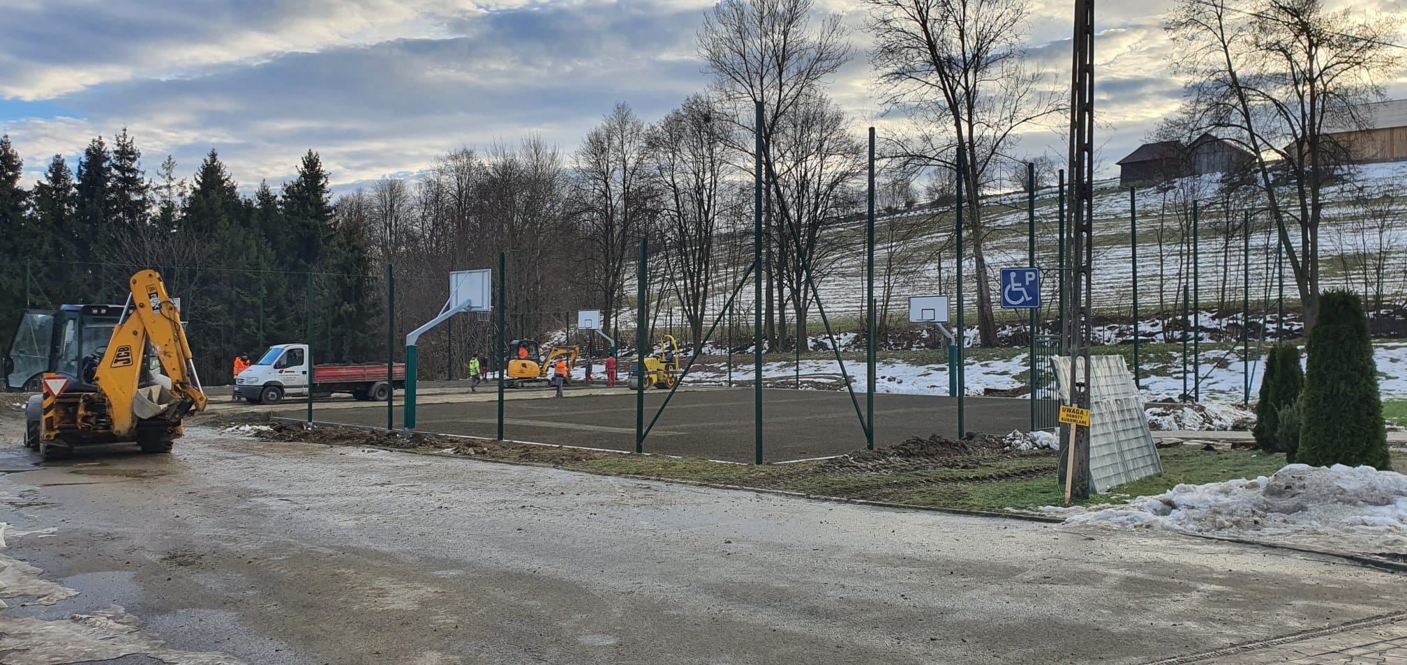 Nowe boisko w Jasiennej