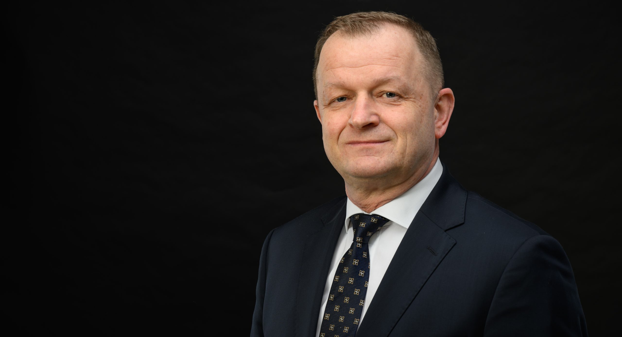 Pozytywna opinia, ale brak wotum zaufania i absolutorium
