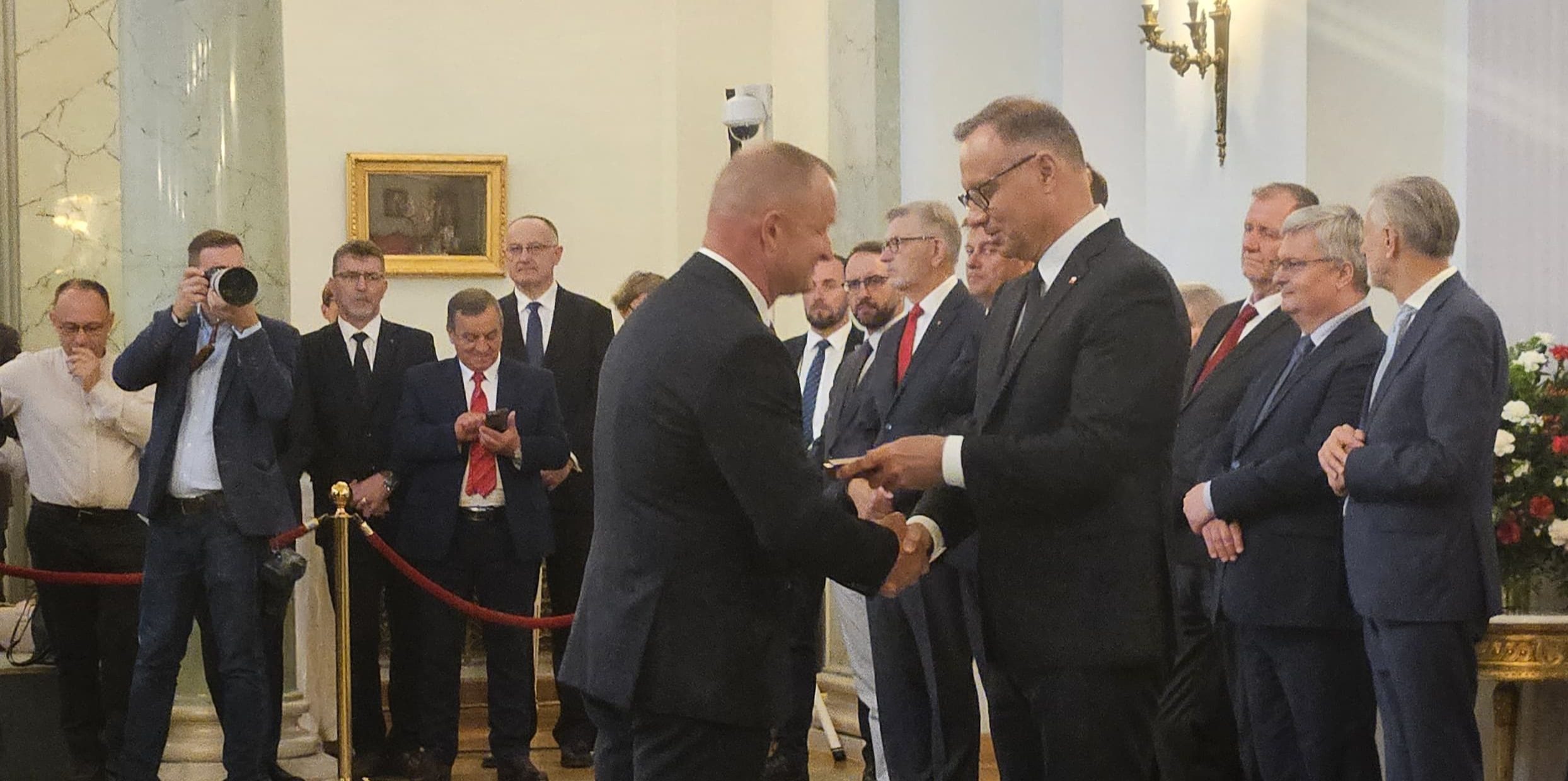 Złoty Krzyż Zasługi dla wójta Leszka Skowrona