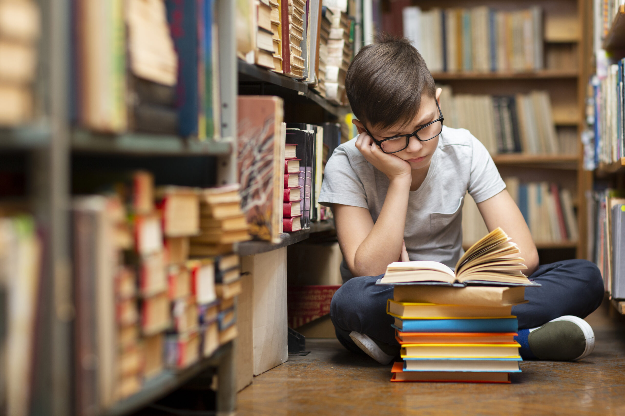 Ferie z biblioteką 2026: kreatywne zajęcia w Korzennej i filiach