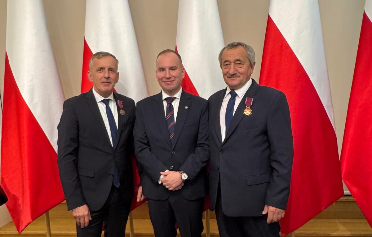 Brązowy i Złoty Krzyż Zasługi dla samorządowców z gminy Korzenna